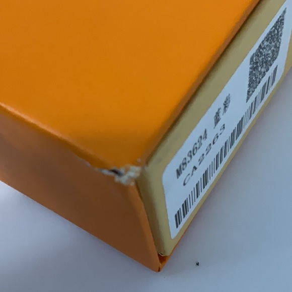 Louis Vuitton Signature Orange Box - Picture 5 of 6